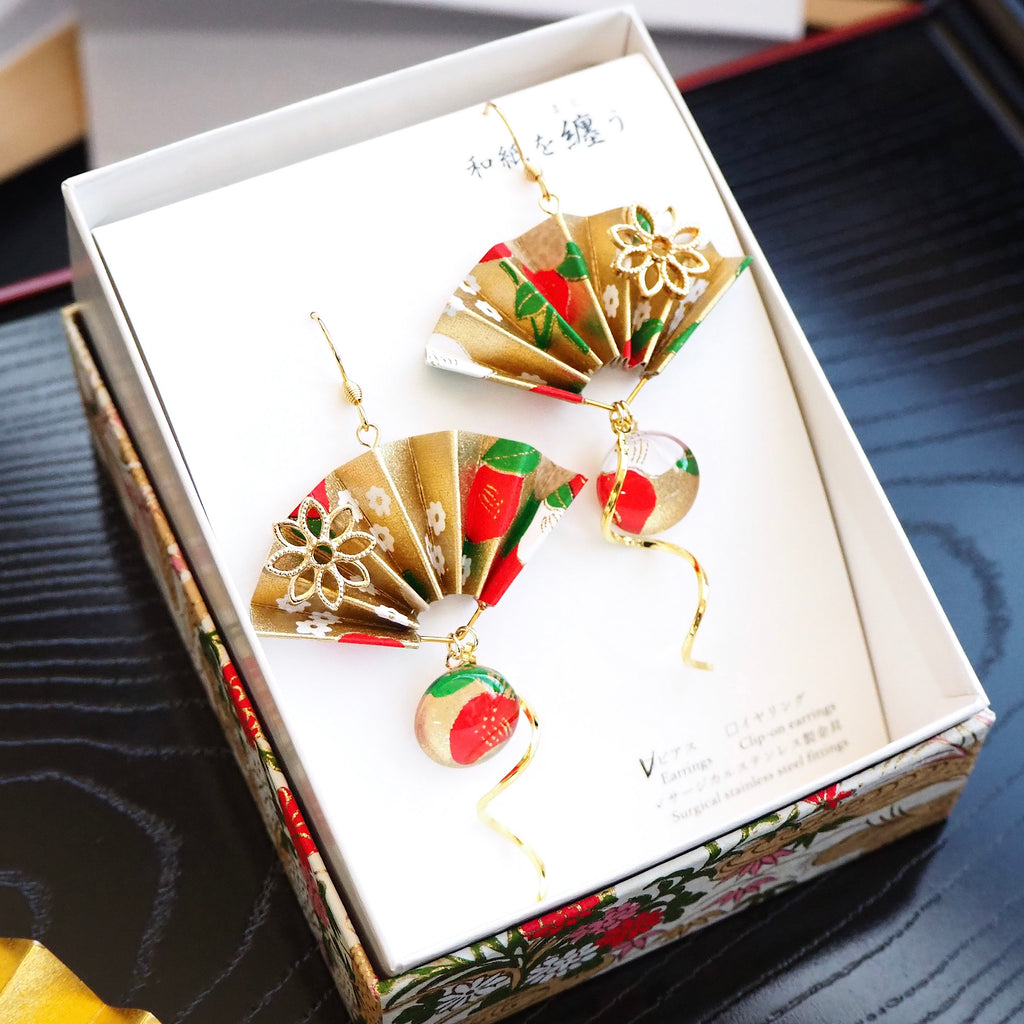 新色「金の椿」 最高の愛らしさ、忍耐・生命力を象徴するアクセサリー