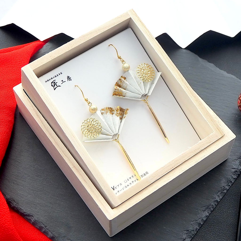 祝いの席にピッタリな 上品で高級感のある 縁起物和紙ジュエリー