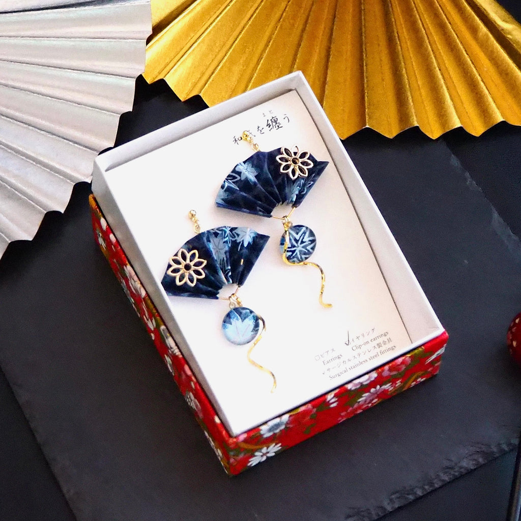 続く幸せ♦️縁起◎金彩 源氏車家紋♦️和骨董♦️日本アンティーク♦️送料込 続く幸せ 縁起◎金彩 源氏車家紋☆和骨董☆日本アンティーク☆送料込