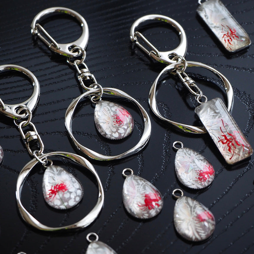 ご要望が多かったのでWeb限定販売いたします！　彼岸花アクセサリー